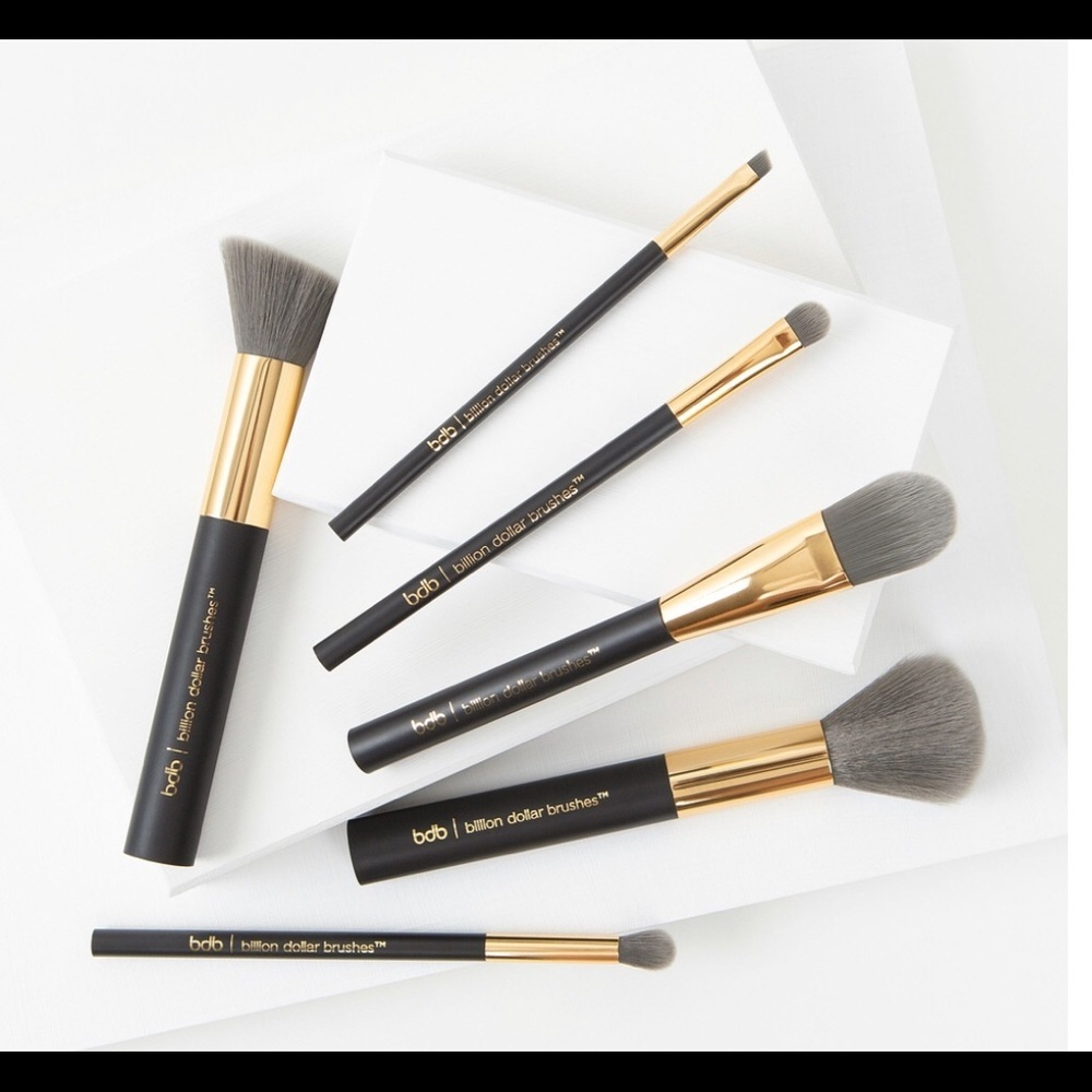 Billion Dollar Brushes Pro Brush Essentials Kit - Picture 2 of 8